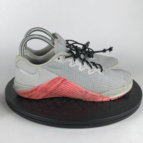 Nike Metcon 5 Gray/Pink Athletic Training Shoes AO2982-004 Women’s Size 6.5 - Picture 4 of 12
